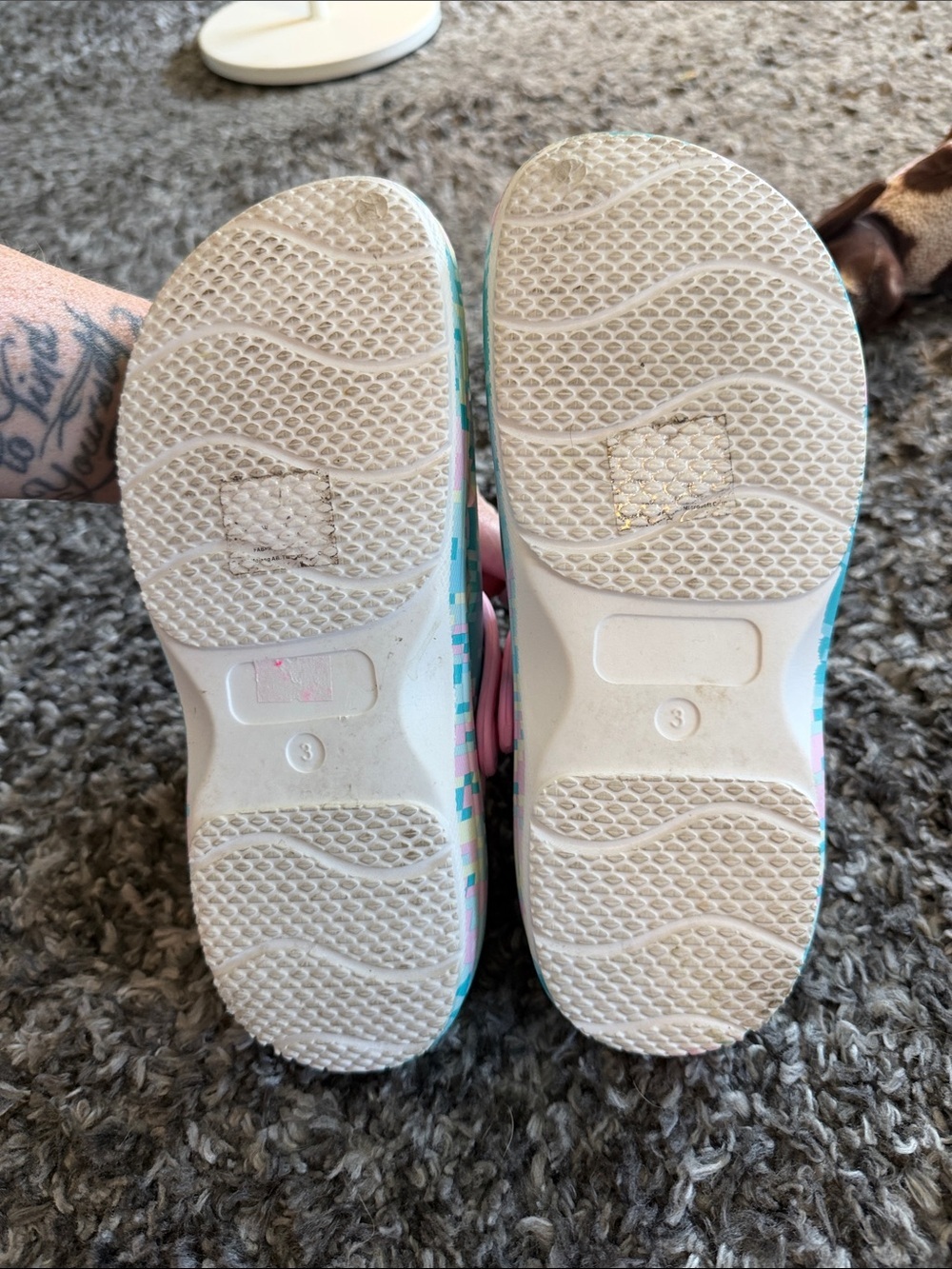 Minecraft Crocs - Picture 6 of 7